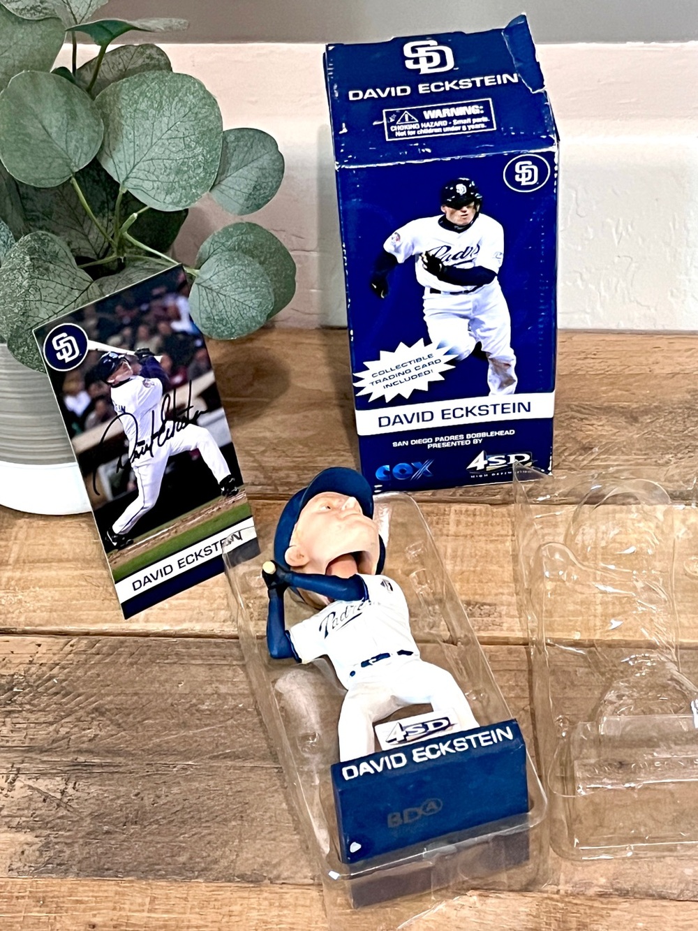 David Eckstein San Diego Padres 2010 Bobblehead & Trading Card Set